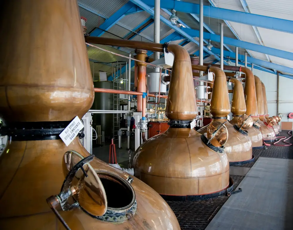 whiskey distillery stills