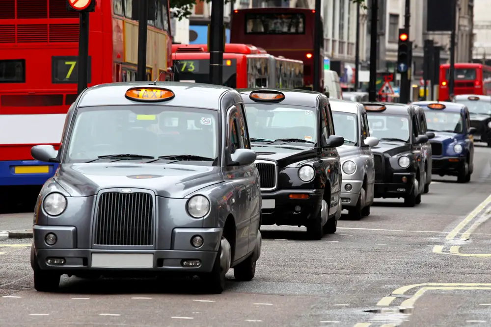 London taxis at Oxford Street